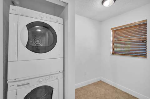 1021 Mockingbird Lane #303, Plantation FL - photo 18 of 31