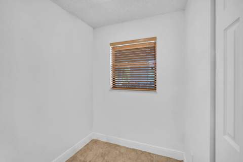 1021 Mockingbird Lane #303, Plantation FL - photo 20 of 31