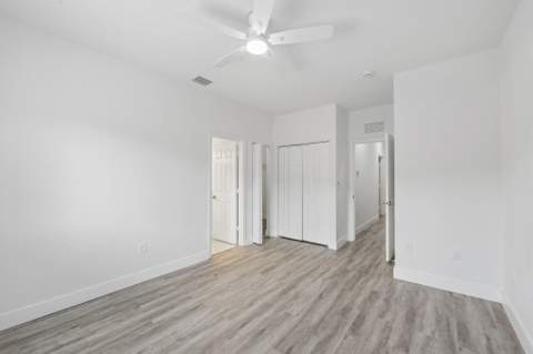 560 St Tropez Lane, Margate FL - photo 16 of 33