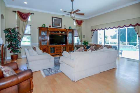 4676 Manderly Drive, Wellington FL - photo 14 of 57