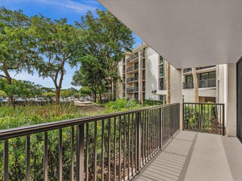 1350 River Reach Drive #111, Fort Lauderdale FL - photo 16 of 86
