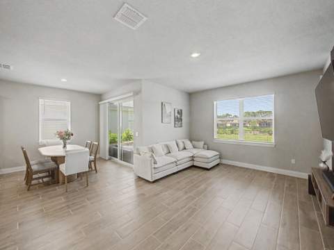 9049 Dahlia Circle, Port St. Lucie FL - photo 12 of 66