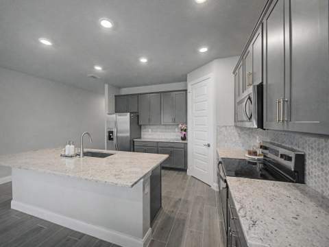 9049 Dahlia Circle, Port St. Lucie FL - photo 11 of 66