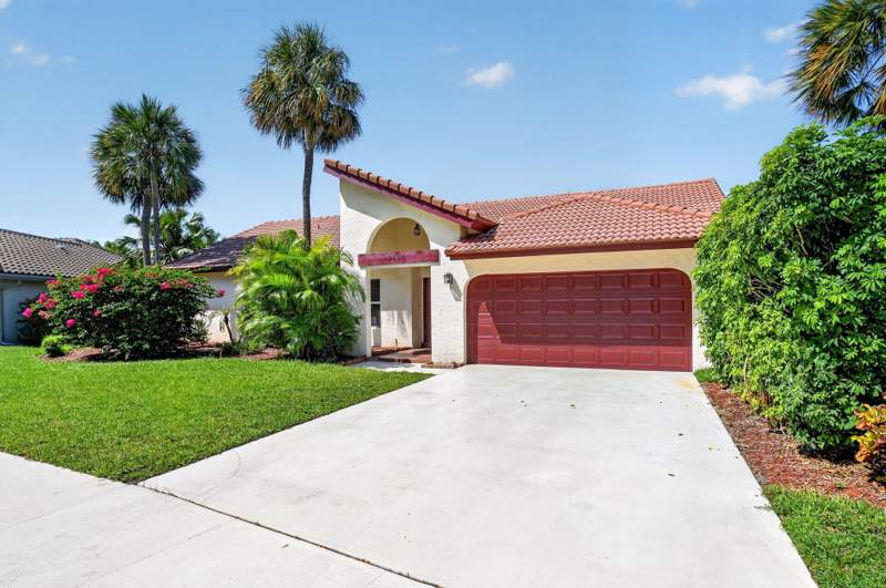 3 bedroom Single Family Residence at 2400 SW 23rd Cranbrook Drive, Cranbrook Lake Estates, Boynton Beach — photo 4