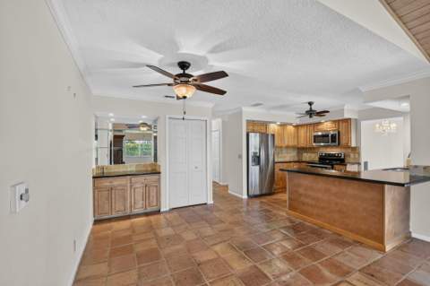 2400 SW 23rd Cranbrook Drive, Boynton Beach FL - photo 22 of 107
