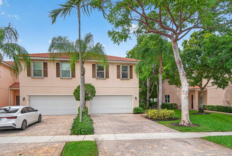 3 bedroom Townhouse at 6455 Azura Lake Road, Azura Townhouses, Lake Worth — photo 2