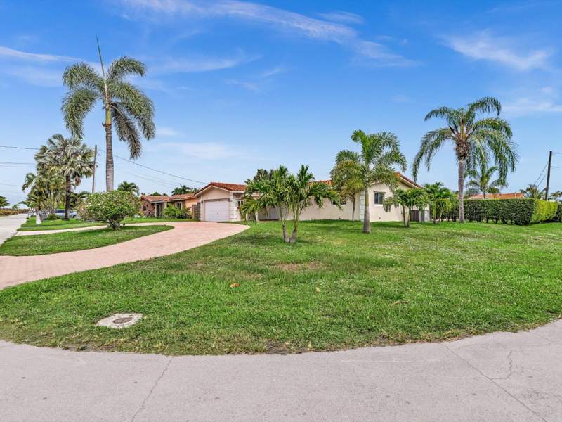 3 bedroom Single Family Residence at 641 SE 11th Street, High Ridge Estates Add, Pompano Beach — photo 4