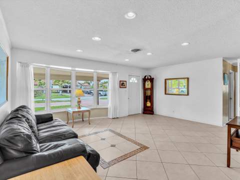 641 SE 11th Street, Pompano Beach FL - photo 12 of 56