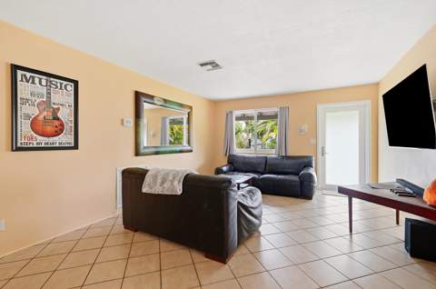 2834 Adams Street, Hollywood FL - photo 7 of 56