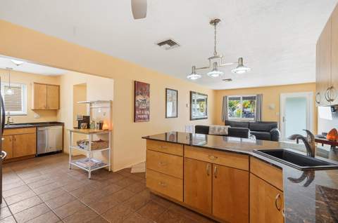 2834 Adams Street, Hollywood FL - photo 12 of 56