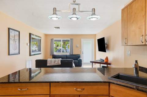 2834 Adams Street, Hollywood FL - photo 13 of 56