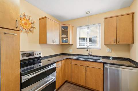 2834 Adams Street, Hollywood FL - photo 14 of 56