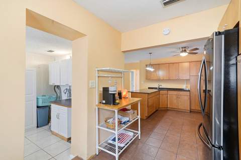 2834 Adams Street, Hollywood FL - photo 15 of 56