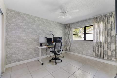 4149 Palm Forest Drive, Delray Beach FL - photo 20 of 46