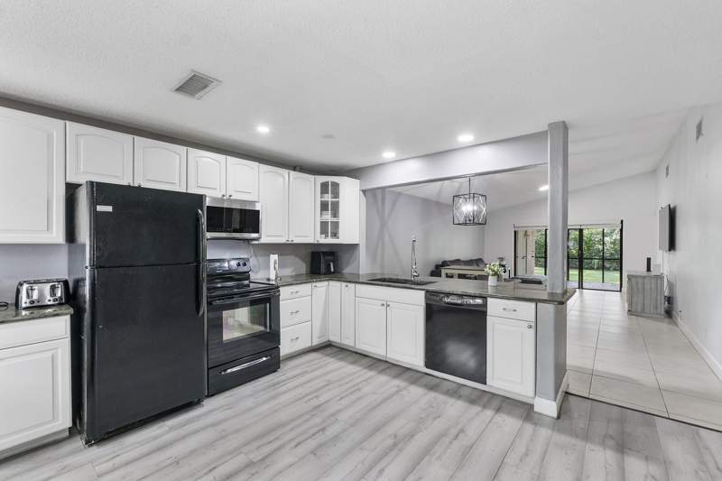 3 bedroom Villa at 4149 Palm Forest Drive, Shadywoods Ph Two, Delray Beach — photo 4