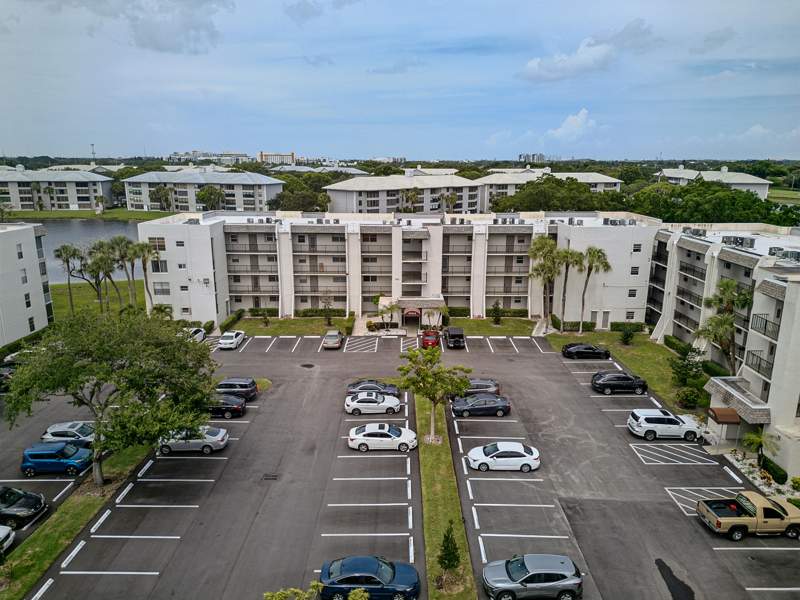 1 bedroom Condominium at 9420 Poinciana Place #108, Poinciana 2 Of Pine Island Ridge, Davie — photo 2