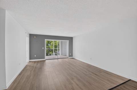 6080 Huntwick Terrace #405, Delray Beach FL - photo 10 of 60