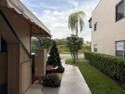175 Flanders D, Delray Beach FL - photo 16 of 17