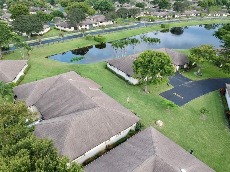 2 bedroom Condominium at 10151 Eaglewood Terrace #A, Greentree Villas Condo, Boynton Beach — photo 2
