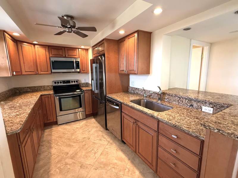 2 bedroom Condominium at 5200 N Flagler Drive #1604, Placido Mar Condo, West Palm Beach — photo 3