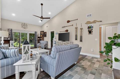 1646 SE Green Acres Circle #F101, Port St. Lucie FL - photo 14 of 50