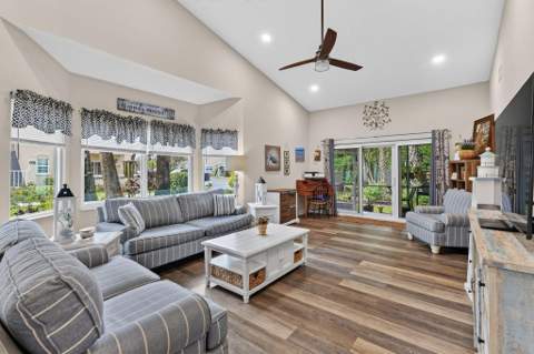 1646 SE Green Acres Circle #F101, Port St. Lucie FL - photo 17 of 50