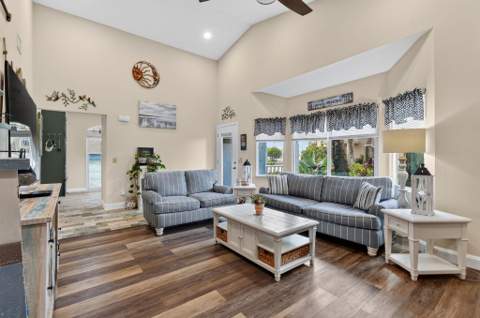 1646 SE Green Acres Circle #F101, Port St. Lucie FL - photo 18 of 50