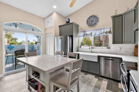 1646 SE Green Acres Circle #F101, Port St. Lucie FL - photo 11 of 50