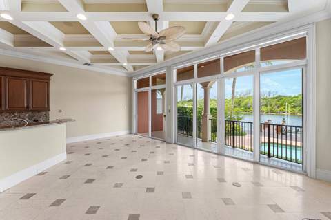 453 NE 19th Avenue, Deerfield Beach FL - photo 14 of 63