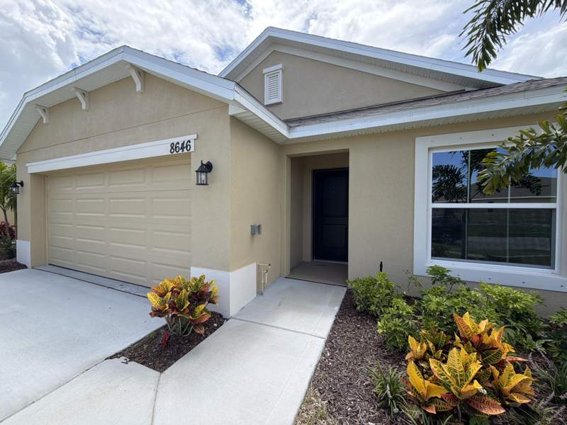 3 bedroom Villa at 8646 Giovanni Avenue, Waterstone Villas, Fort Pierce — photo 2