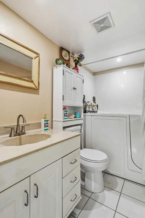 215 Lake Carol Drive, West Palm Beach FL - photo 9 of 18