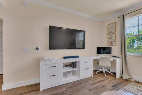533 NE 3rd Avenue #512, Fort Lauderdale FL - photo 14 of 31