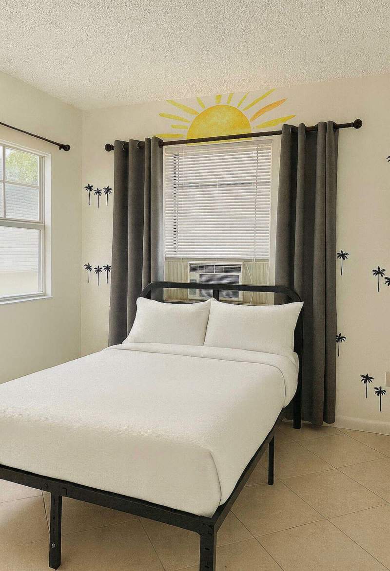 3 bedroom Single Family Residence at 272 NE 44th Street, Pompano Beach Highlands 8th Sec, Deerfield Beach — photo 2