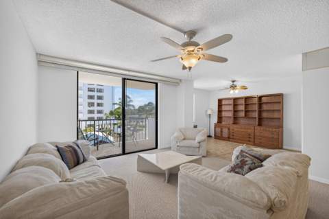 1208 Marine Way #205, North Palm Beach FL - photo 13 of 50