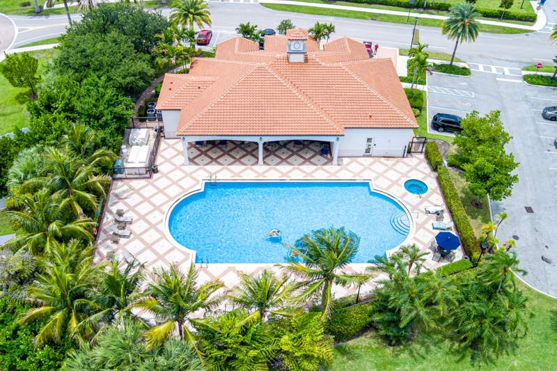 4 bedroom Townhouse at 1009 Sweet Briar Lane, Mediterranea, Riviera Beach — photo 5