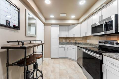 2425 Presidential Way #Ph5, West Palm Beach FL - photo 8 of 29