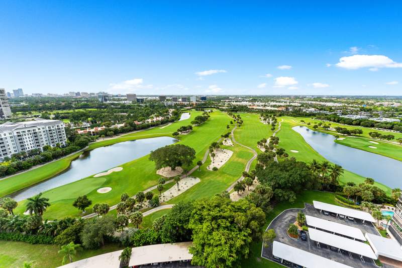 1 bedroom Condominium at 2425 Presidential Way #Ph5, Lands Of The President Condo 7, West Palm Beach — photo 3