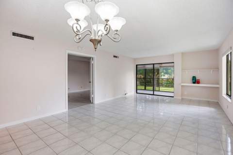 10110 Cedar Point Boulevard #206, Boynton Beach FL - photo 11 of 28
