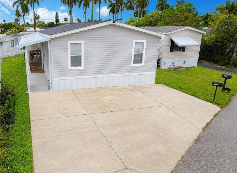 3 bedroom Mobile Home at 8516 SW 17th Court, Park City Sec One, Davie — photo 2
