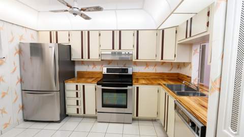 3930 Inverrary Boulevard #303, Lauderhill FL - photo 8 of 36