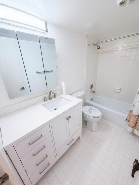 3930 Inverrary Boulevard #303, Lauderhill FL - photo 16 of 36