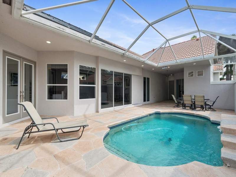 3 bedroom Single Family Residence at 709 SW Andros Cove, Lake Charles Phase 3D, Port St. Lucie — photo 3