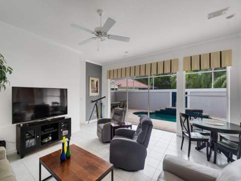 709 SW Andros Cove, Port St. Lucie FL - photo 11 of 53