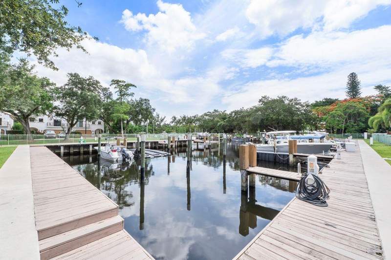 3 bedroom Townhouse at 2932 Hidden Harbour Court, Cape Fear, Dania Beach — photo 3