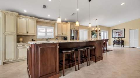 21089 Cottonwood Drive, Boca Raton FL - photo 13 of 46