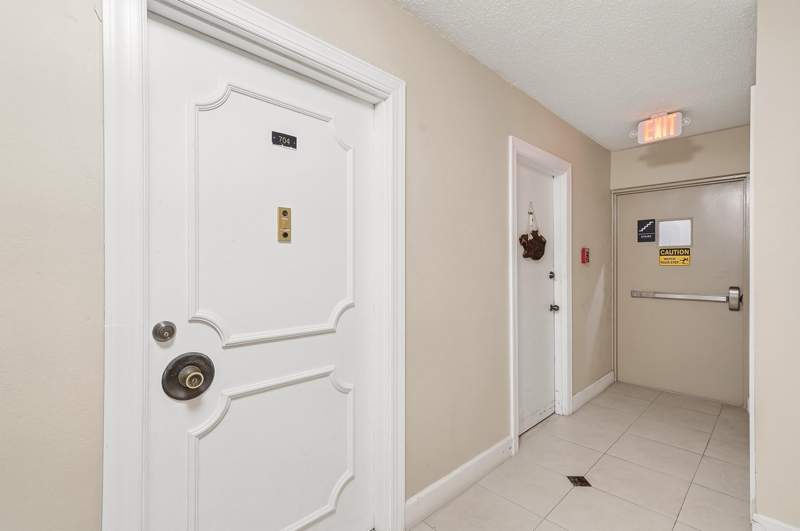 2 bedroom Condominium at 1401 S Ocean Drive #704, Stratford Towers Condo, Hollywood — photo 5