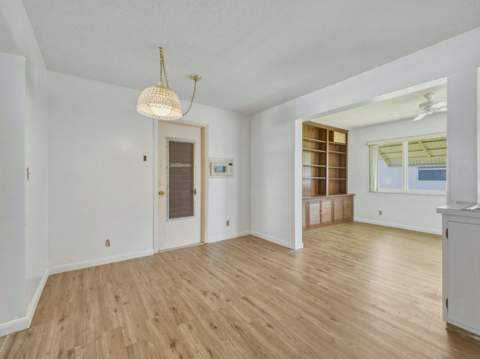 1012 SW 17th Street, Boynton Beach FL - photo 7 of 40