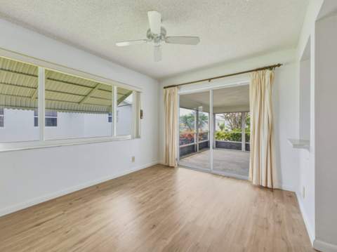 1012 SW 17th Street, Boynton Beach FL - photo 12 of 40