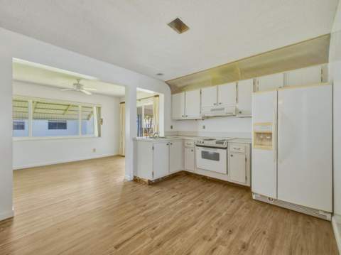 1012 SW 17th Street, Boynton Beach FL - photo 9 of 40