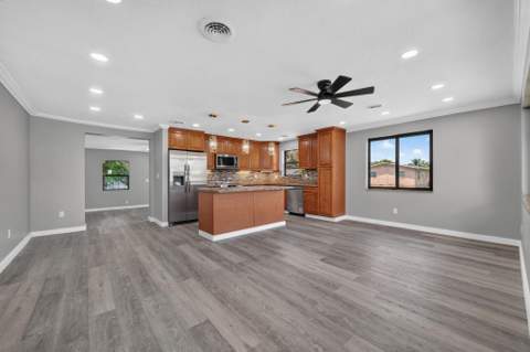 24 NW Avenue I, Belle Glade FL - photo 8 of 27